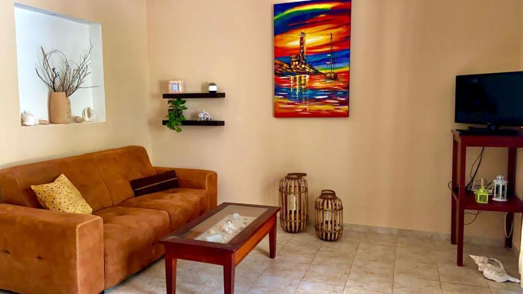 Beachfront Apartment With Swimming Pool. One Bedroom Celestun Exteriér fotografie